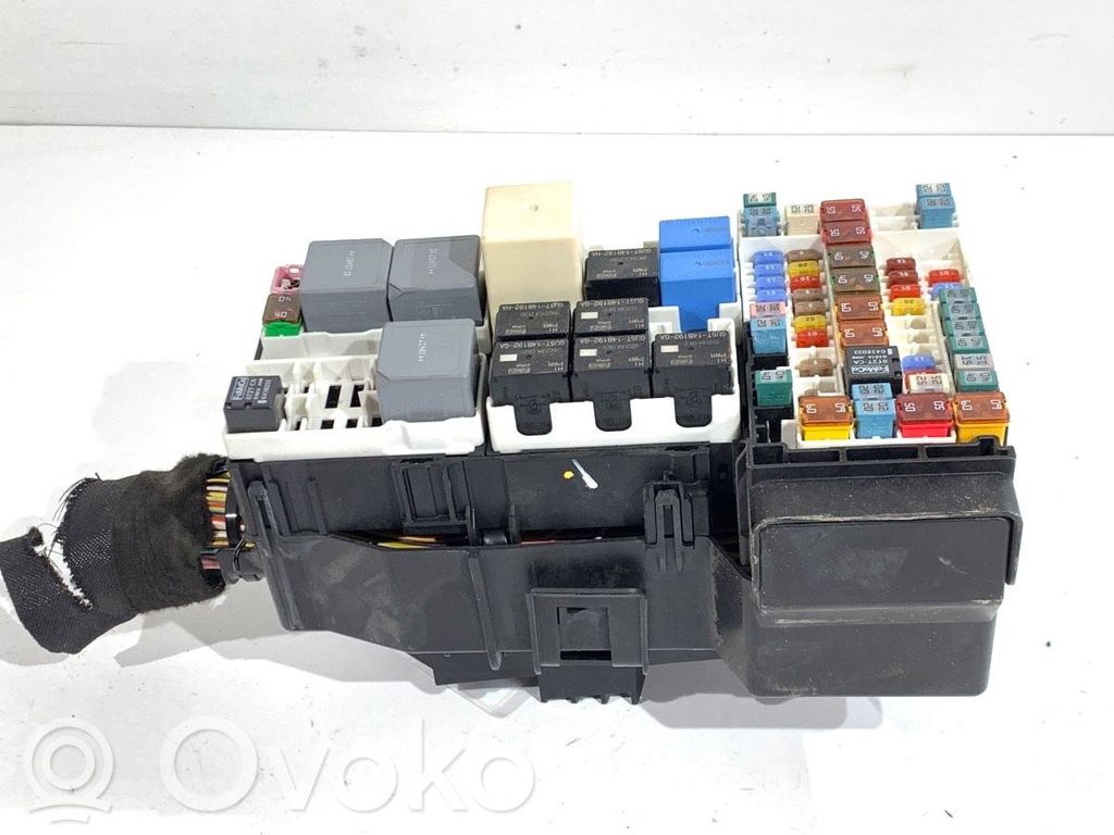 Ford Transit Juego de caja de fusibles 