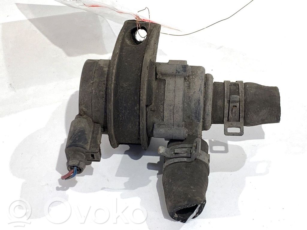 Porsche Panamera (970) Öljynsuodattimen kannake 