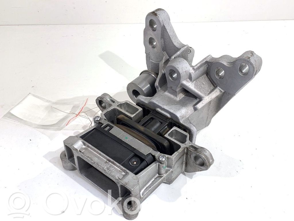 Land Rover Range Rover Evoque L551 Engine mount vacuum valve 