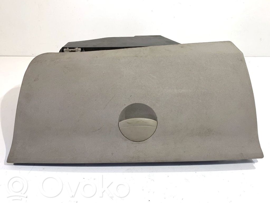 Citroen C4 I Juego guantera 