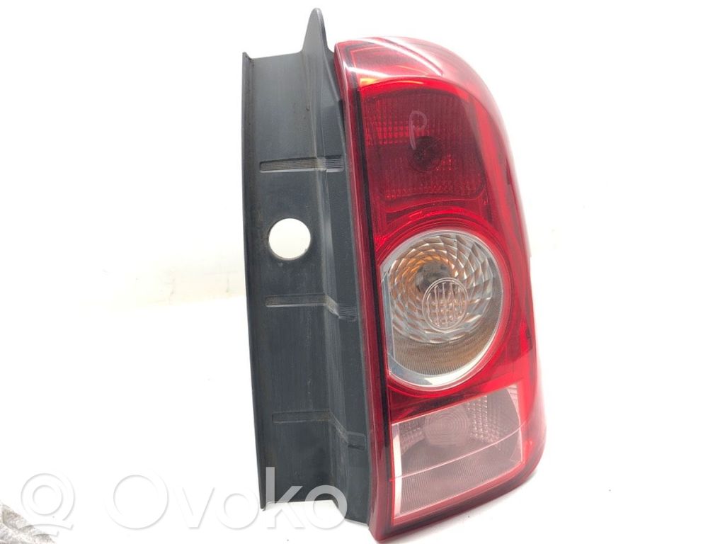 Dacia Duster II Rear/tail lights 