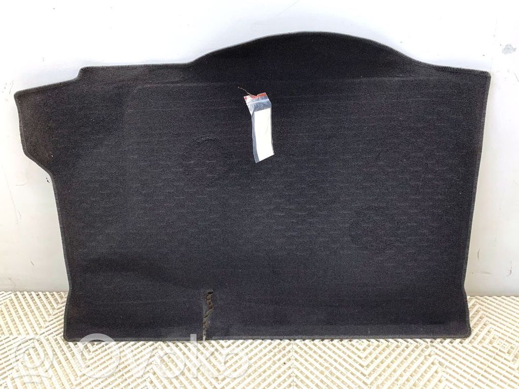 Trunk/boot floor carpet liner
