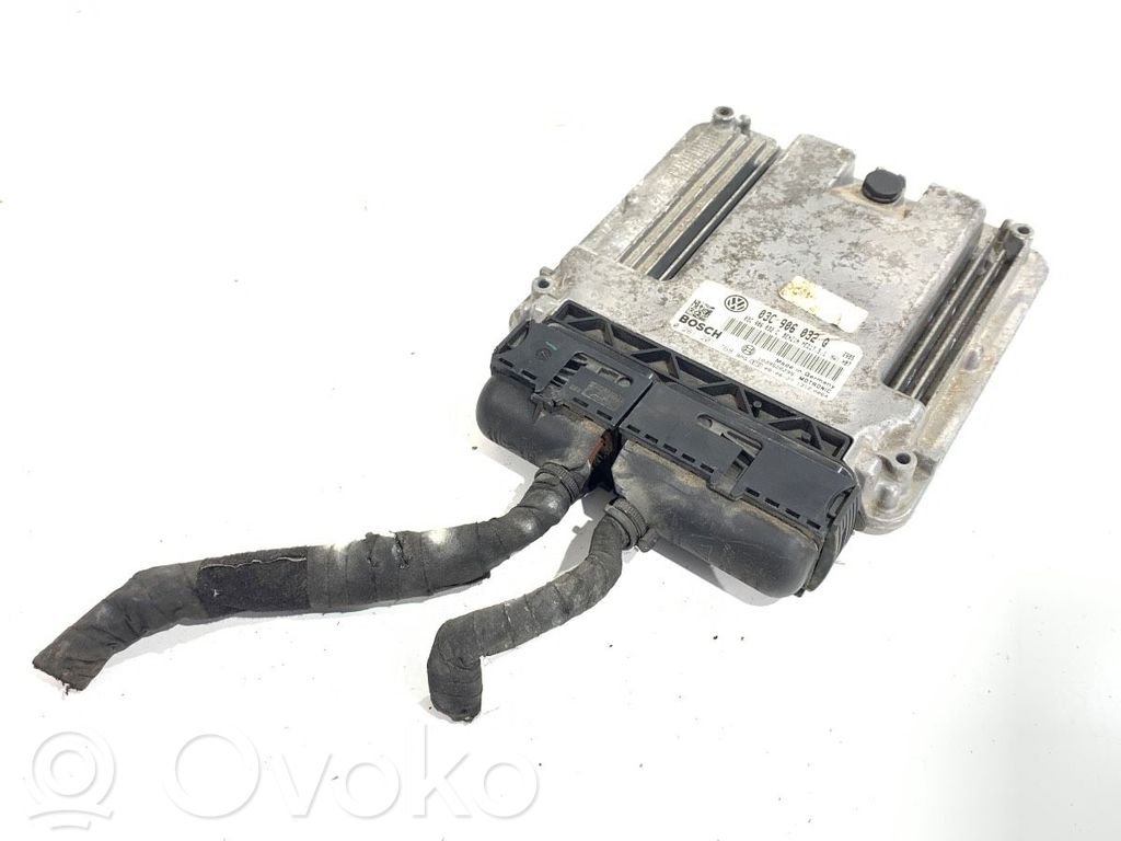 Volkswagen Golf V Engine control unit/module ECU 
