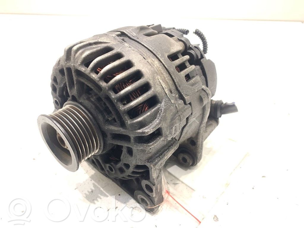 Volkswagen Golf V Generator/alternator 