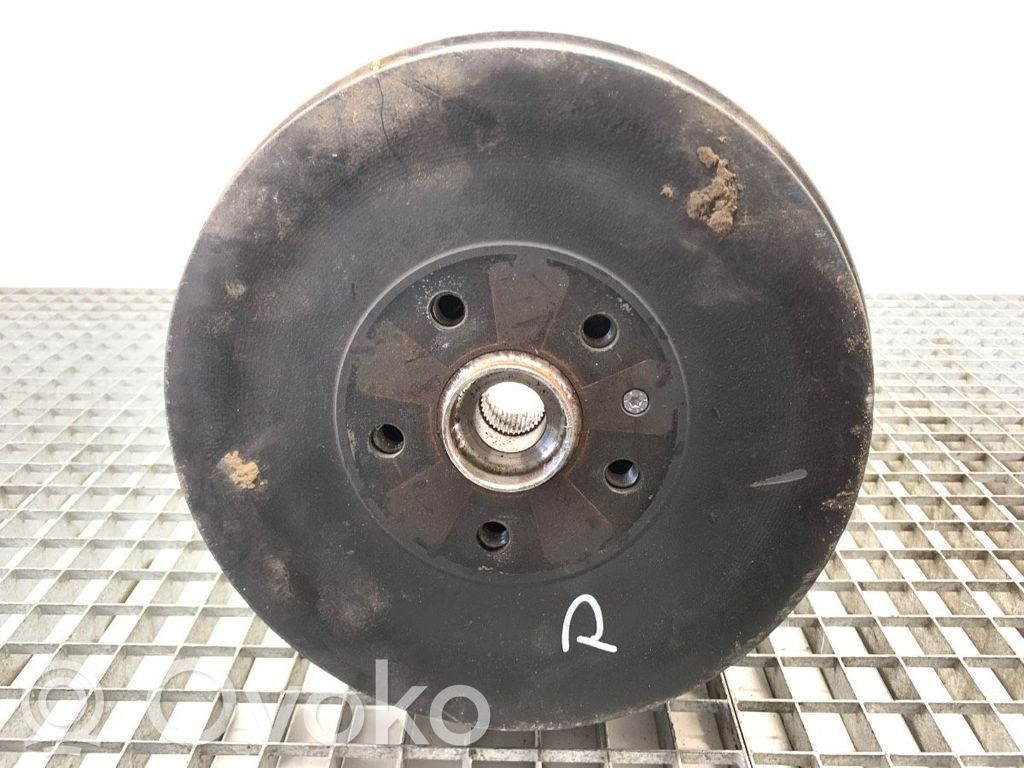 Cubo de rueda trasera   1EA609076