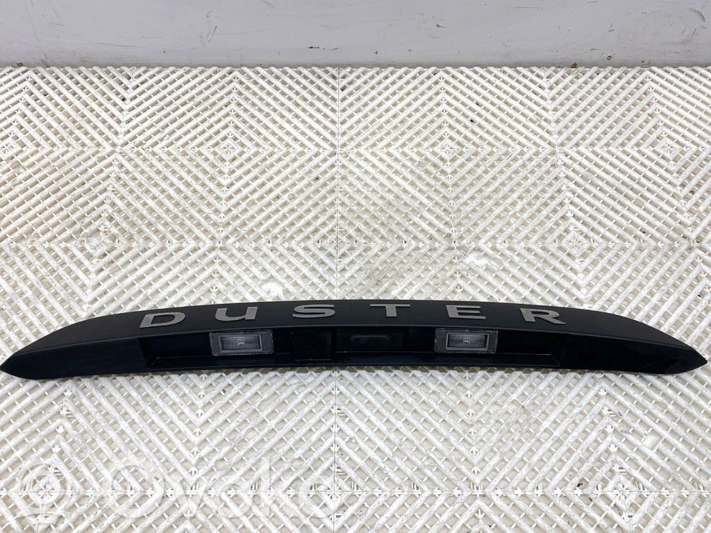 Dacia Duster II Trunk door license plate light bar 
