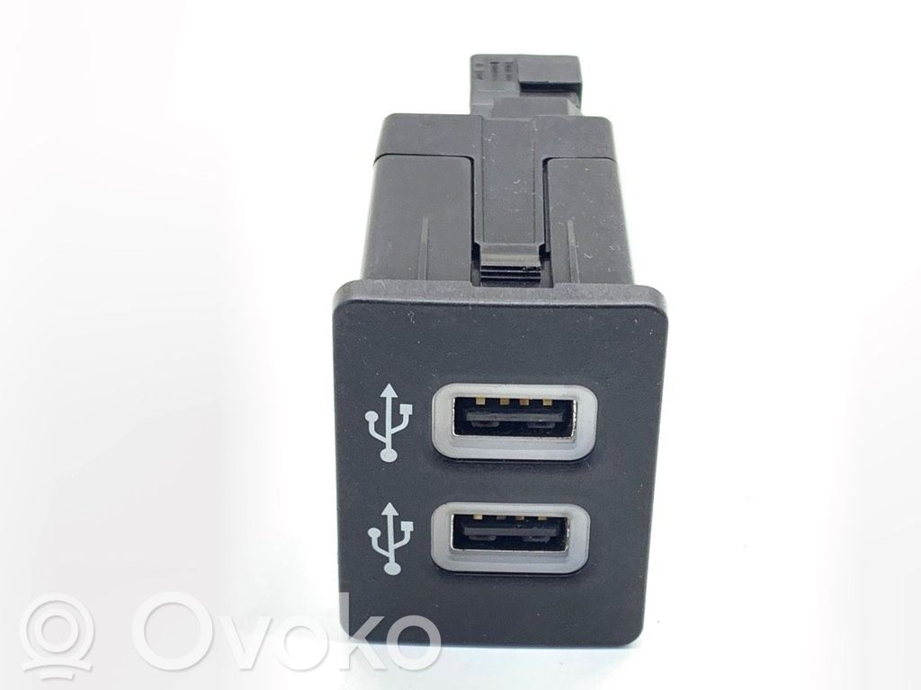 Ford Ecosport Enchufe conector USB 