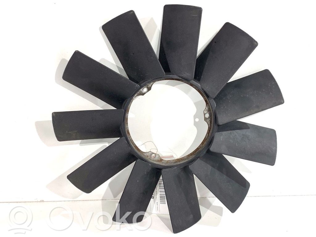 BMW 5 E39 Ventilatoru komplekts 