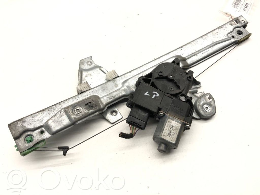 Peugeot 308 Regulador de puerta delantera con motor