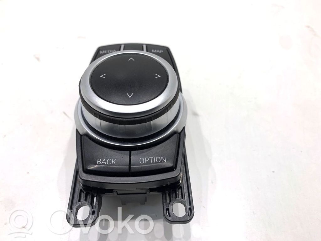 BMW 3 F30 F35 F31 Panel radia 