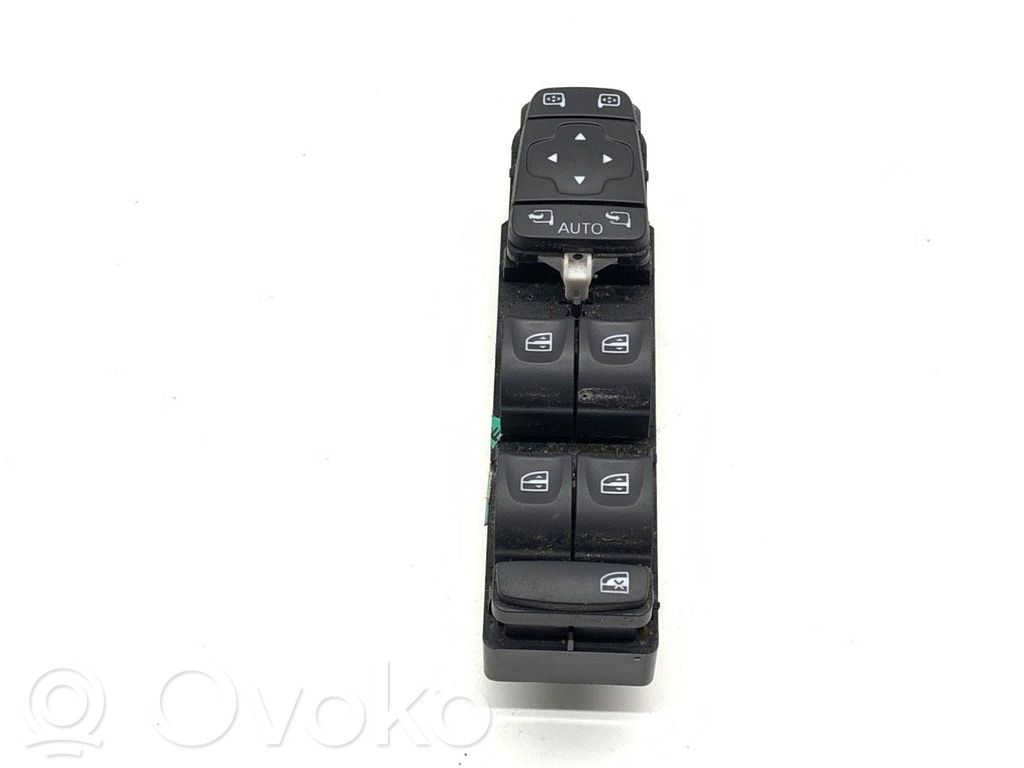 Renault Talisman Electric window control switch 