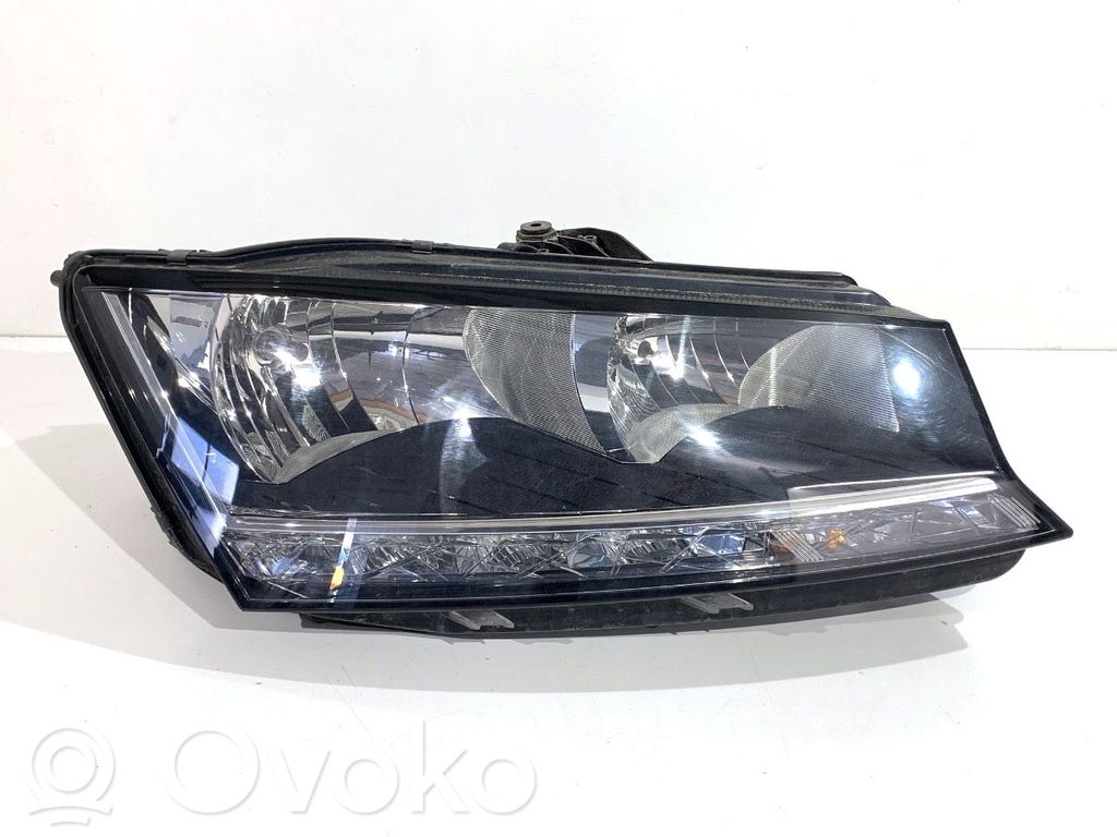 Skoda Fabia Mk3 (NJ) Faro/fanale 