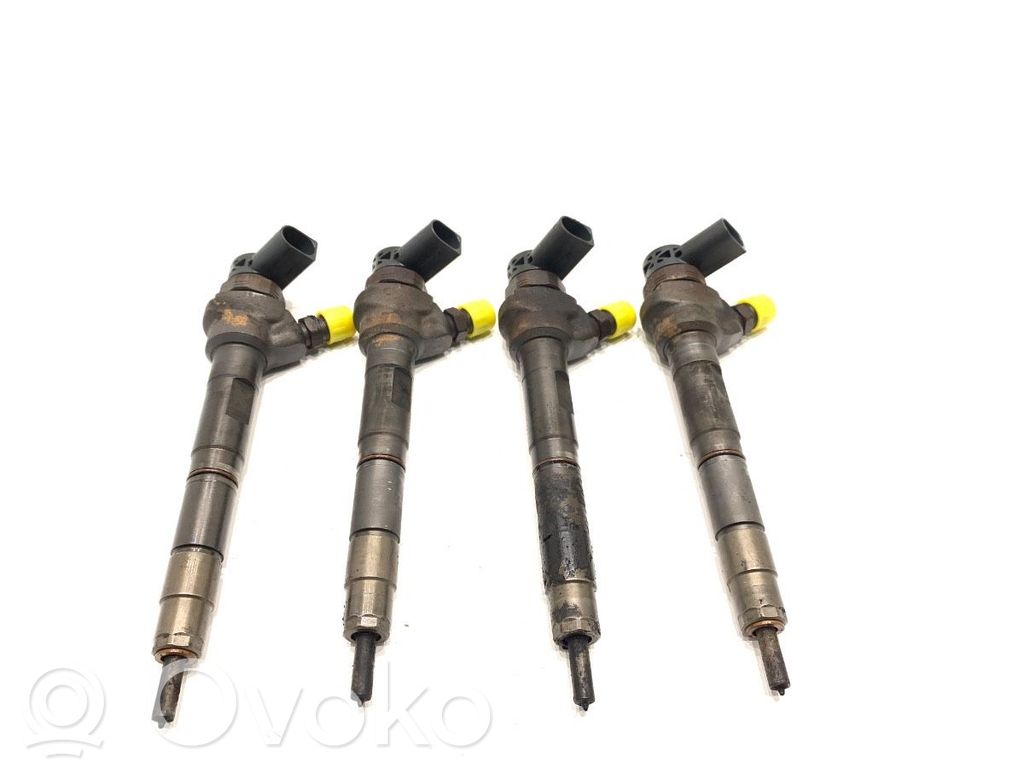 Set injectoare combustibil   03L130277J