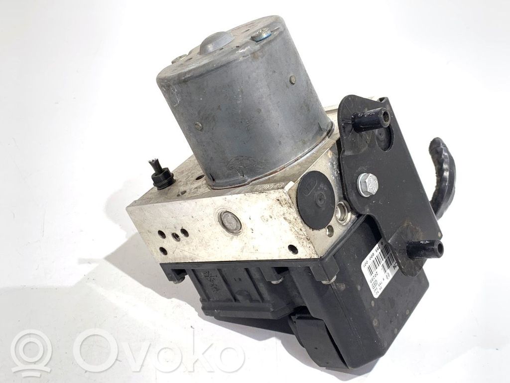 BMW 5 E39 ABS Pump 