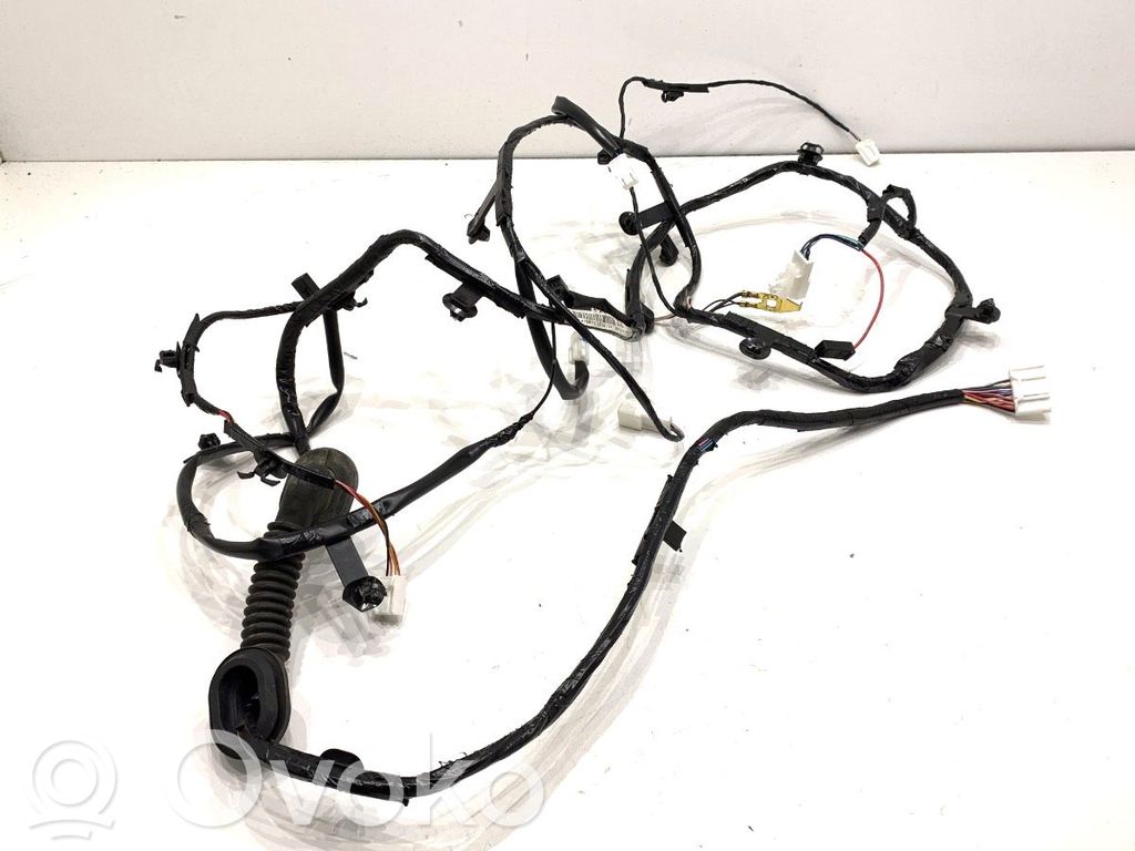 Mitsubishi Eclipse Cross Tailgate/trunk wiring harness 