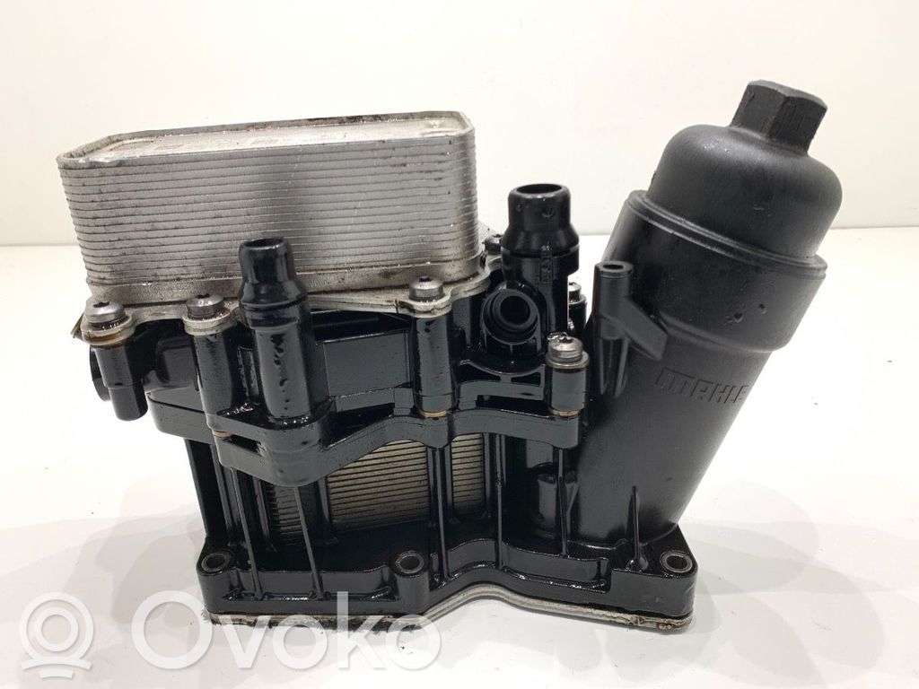 BMW 5 F10 F11 Supporto di montaggio del filtro dell’olio 