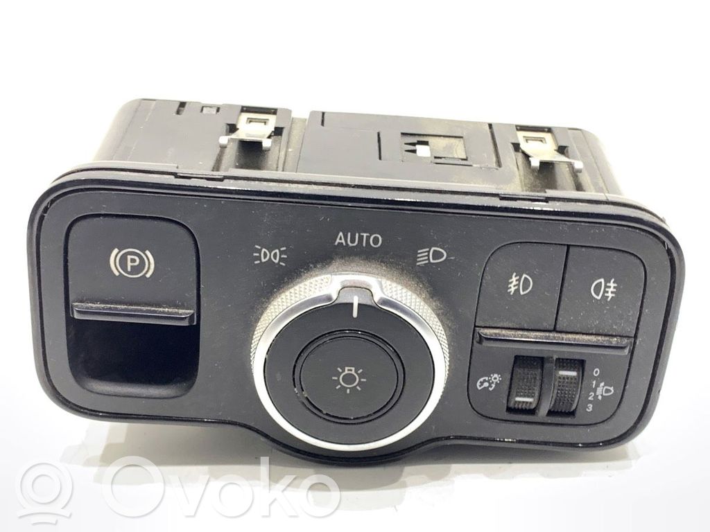 Mercedes-Benz Sprinter W907 W910 Autres commutateurs / boutons / leviers 