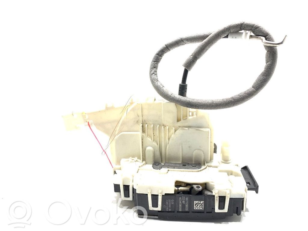Mercedes-Benz Sprinter W907 W910 Serratura portiera anteriore 