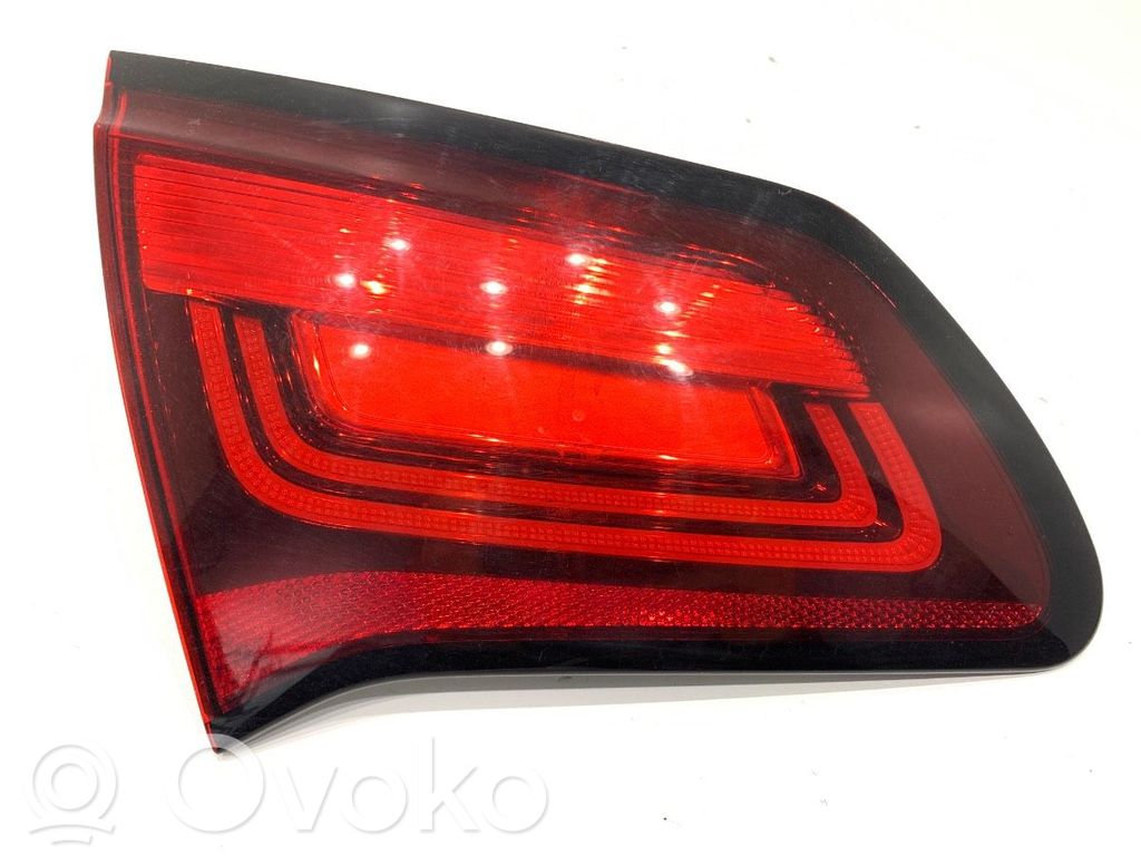 Citroen C4 II Luz trasera/de freno 