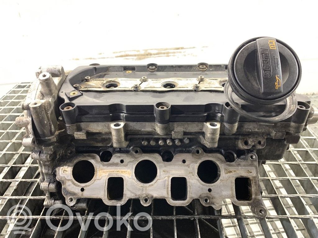 Volkswagen Touareg I Engine head 