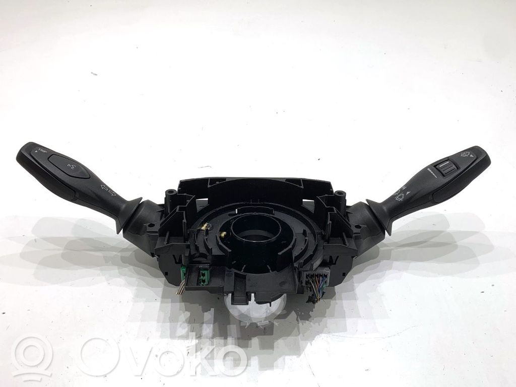 Ford Fiesta Interruptor/palanca de limpiador de luz de giro 