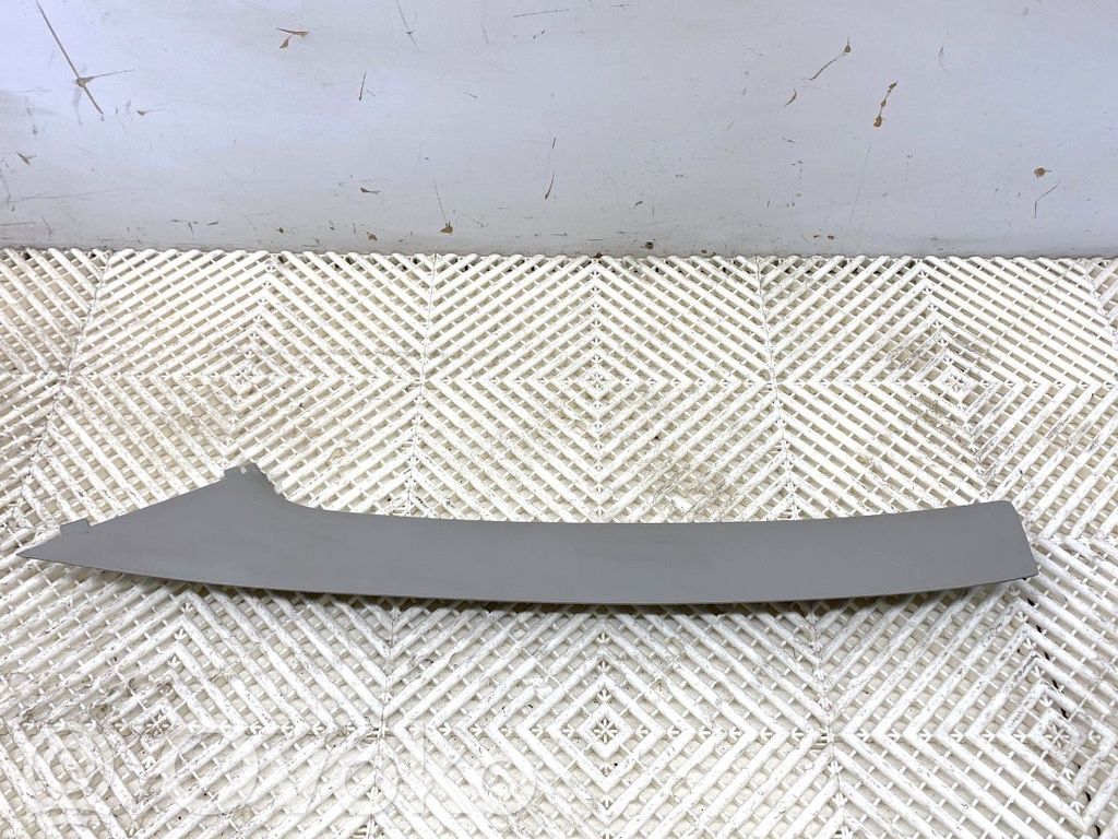 Renault Clio IV Other sill/pillar trim element 