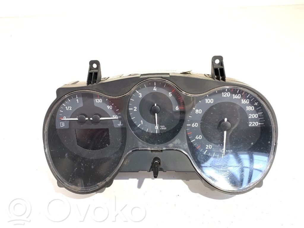 Seat Leon (1P) Speedometer (instrument cluster) 