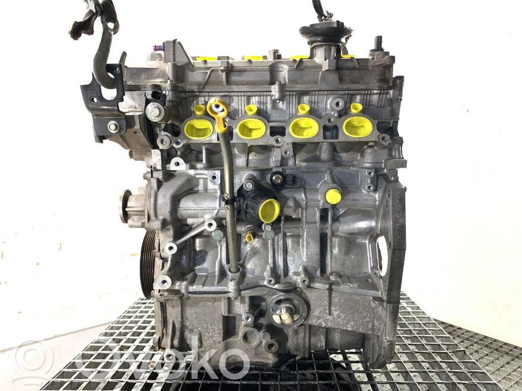 Engine   H4M738