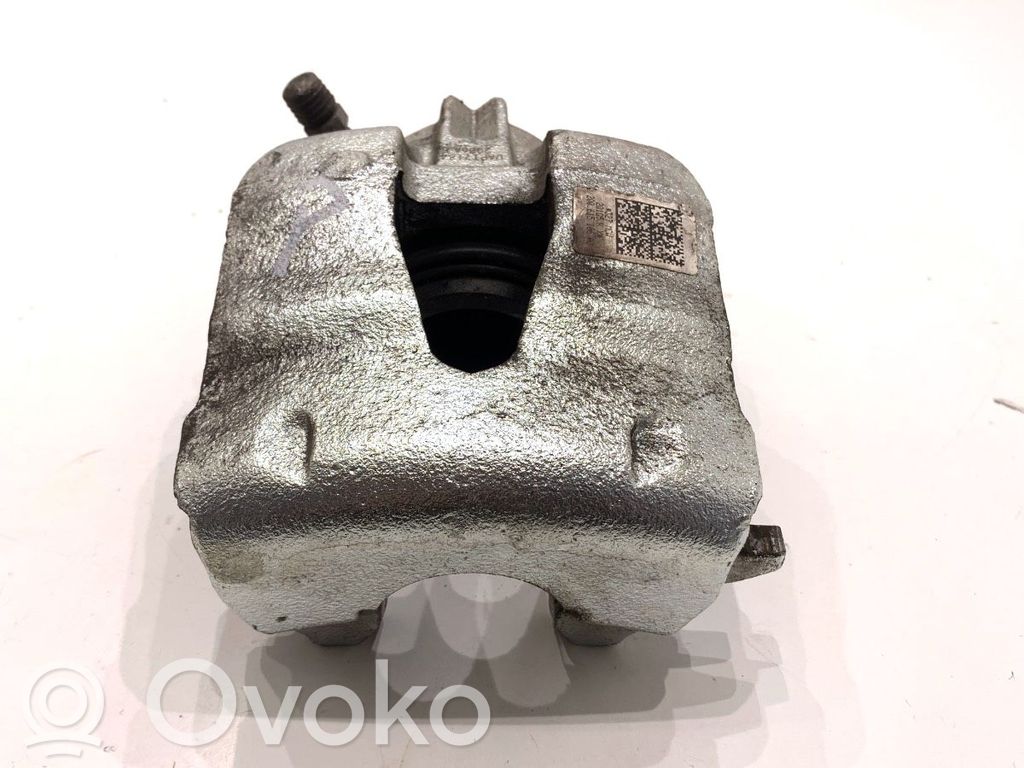 Skoda Kamiq Etujarrusatula 