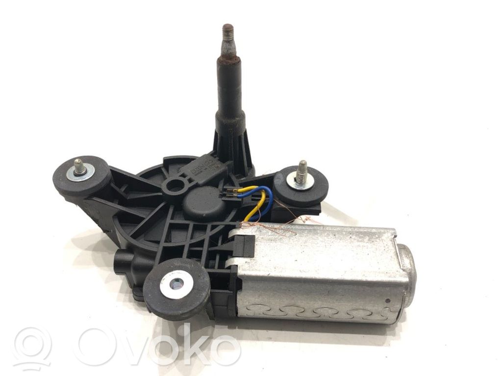 Fiat 500 Silniczek wycieraczki szyby tylnej 
