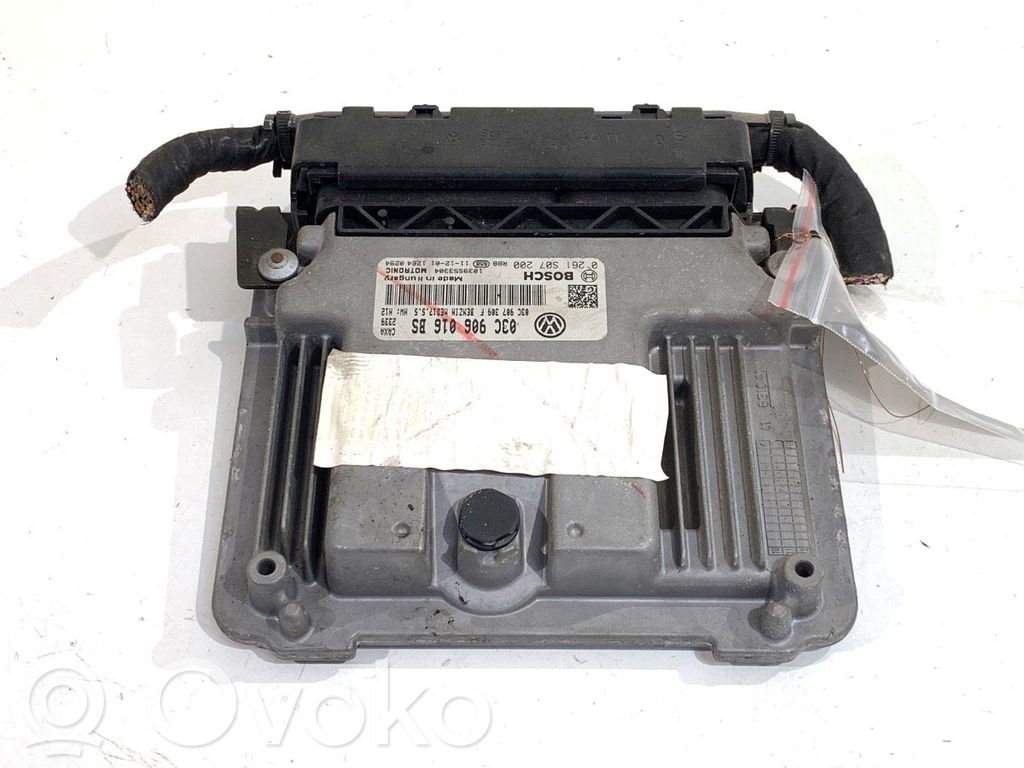 Volkswagen Jetta VI Engine control unit/module ECU 