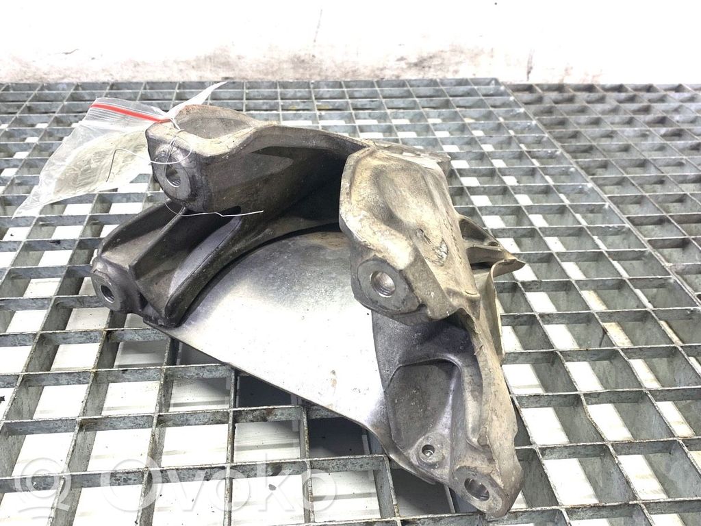 BMW X6 F16 Soporte de montaje del motor (Usadas) 