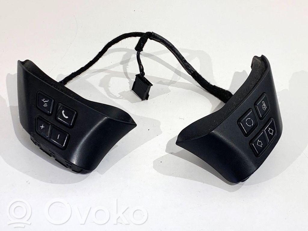 Boutons / interrupteurs volant   69598936764547