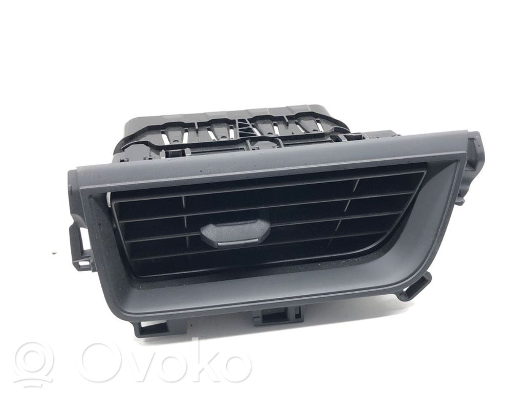 Renault Express Rejilla de ventilación trasera 