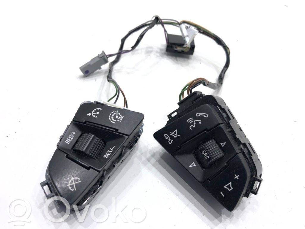 Opel Corsa E Tasten Schalter Multifunktionslenkrad 