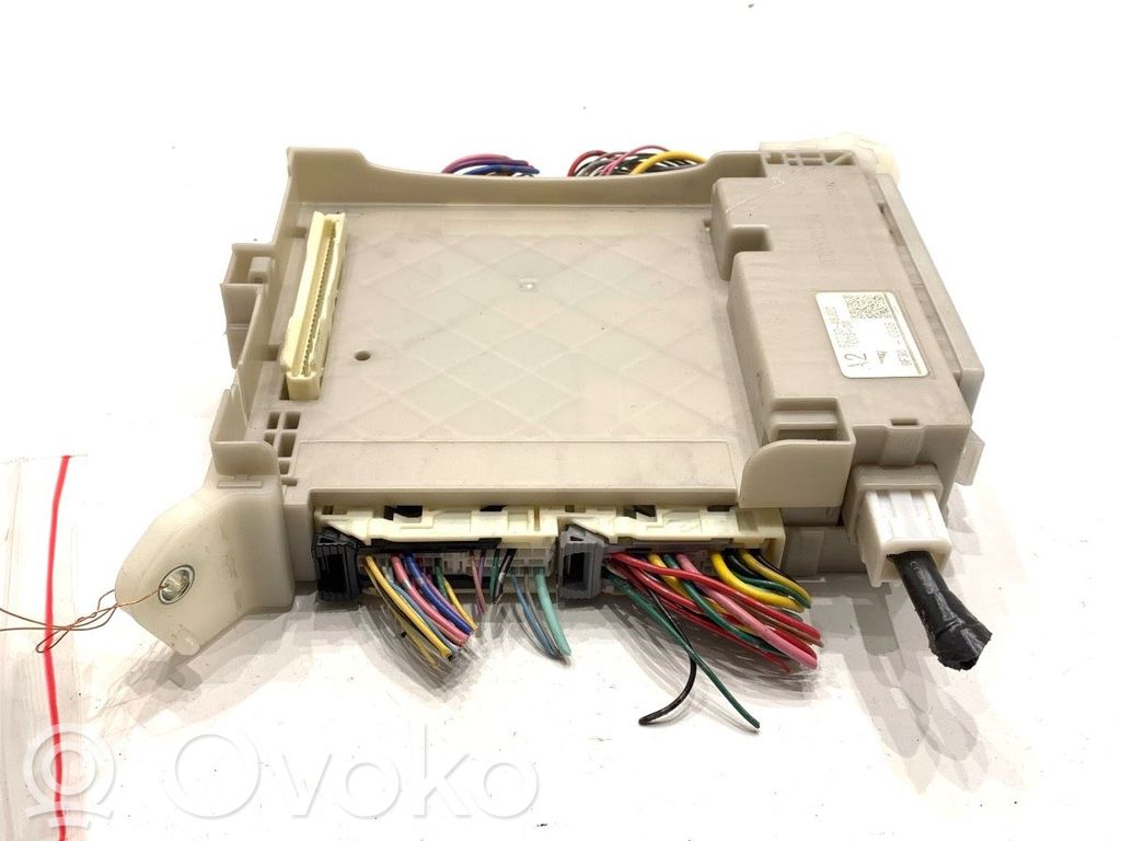 Autres unités de commande / modules   8273048J20