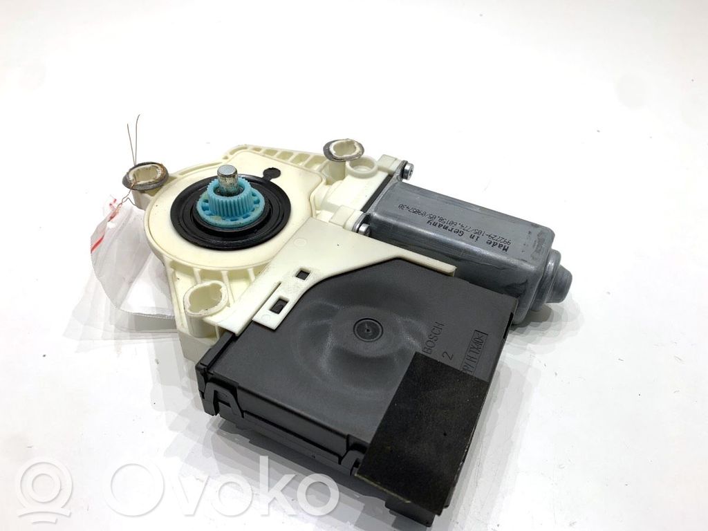Volkswagen PASSAT B6 Silnik regulatora szyby drzwi przednich