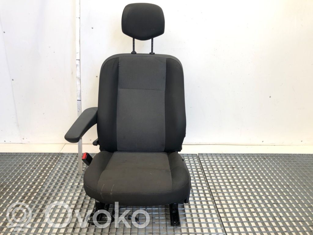 Sedile anteriore del conducente