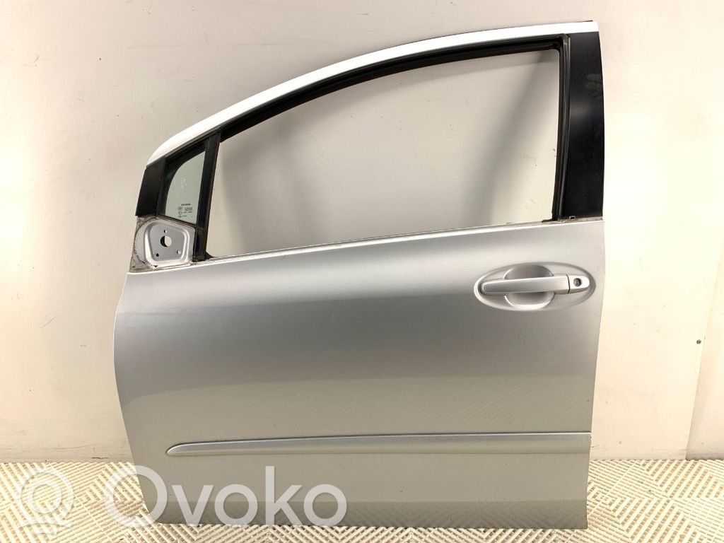 Toyota Yaris Ușă față 