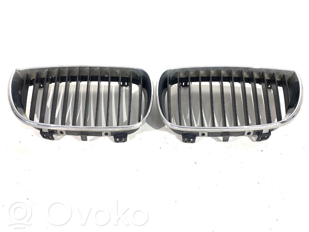Audi A5 8T 8F Grille de calandre avant 