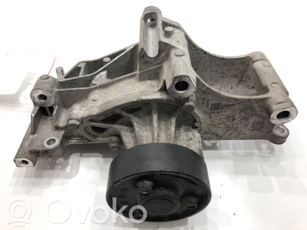 BMW X5 G05 Pompe de circulation d'eau 