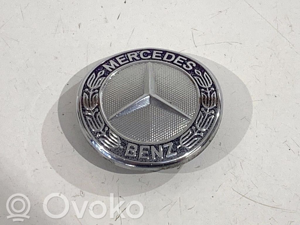 Mercedes-Benz E W212 Emblemat / Znaczek 