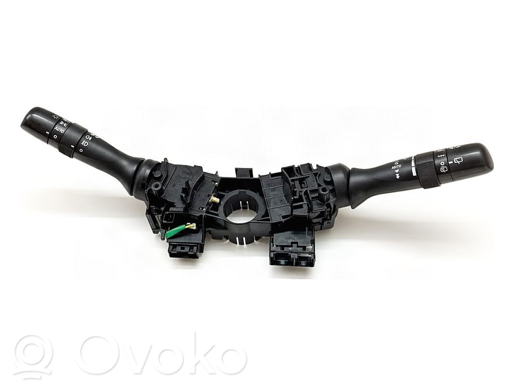 Subaru Forester SJ Leva/interruttore dell’indicatore di direzione e tergicristallo