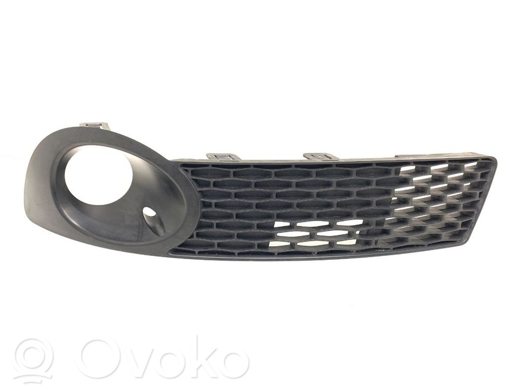Saab 9-3 Ver2 Grille inférieure de pare-chocs avant