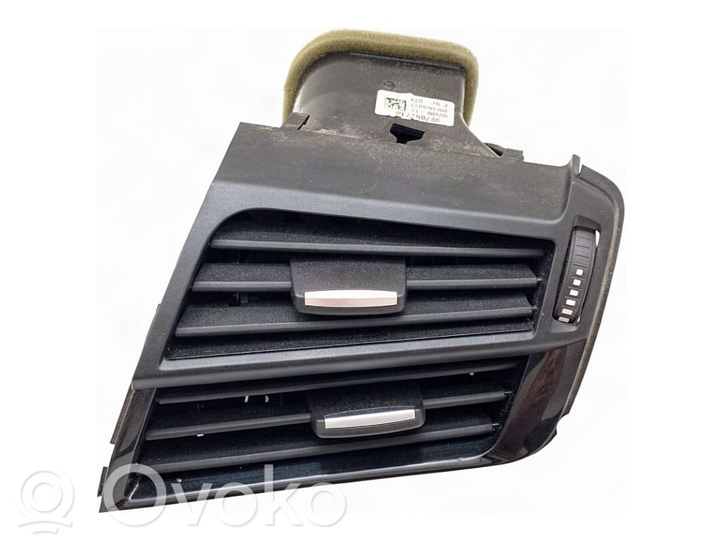 BMW X5 F15 Grilă ventilație/ramă laterală bord