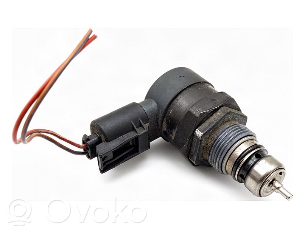 BMW 1 E81 E87 Regolatore di pressione del carburante