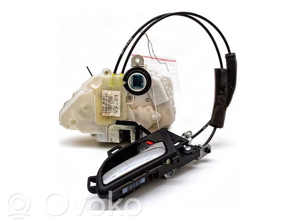 Honda CR-V Front door lock