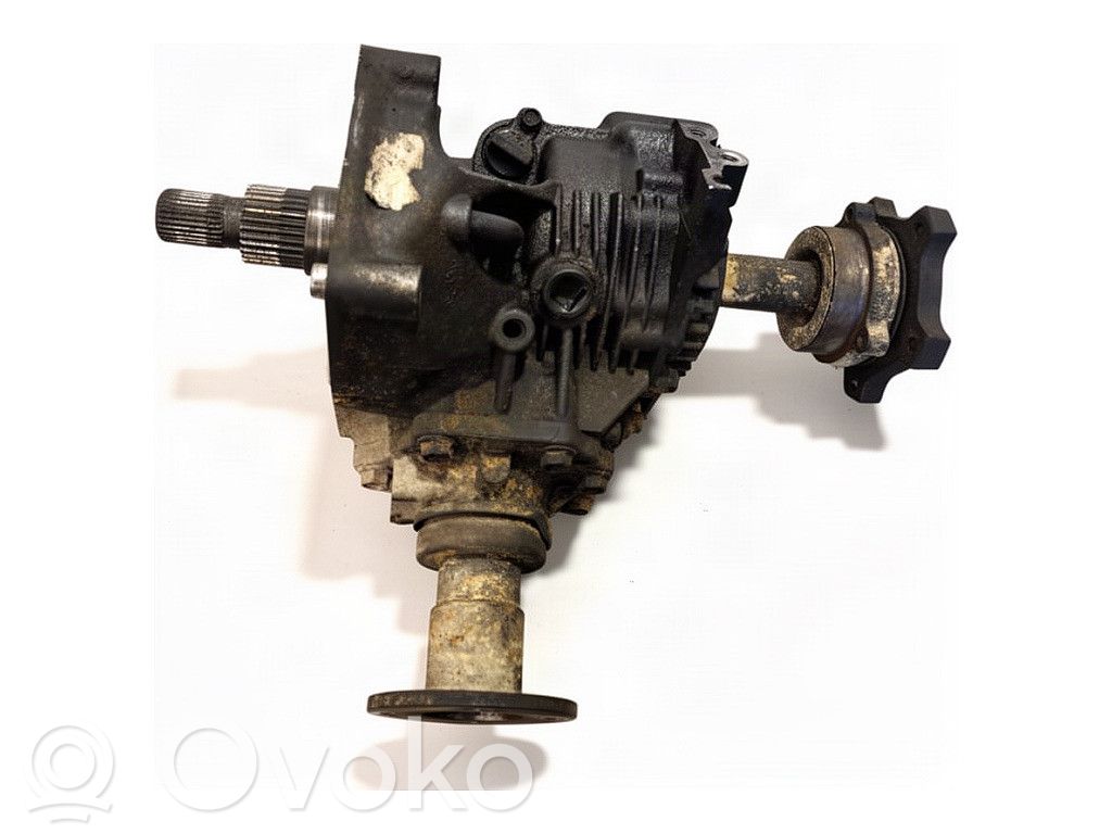 Nissan X-Trail T30 Gearbox transfer box case 
