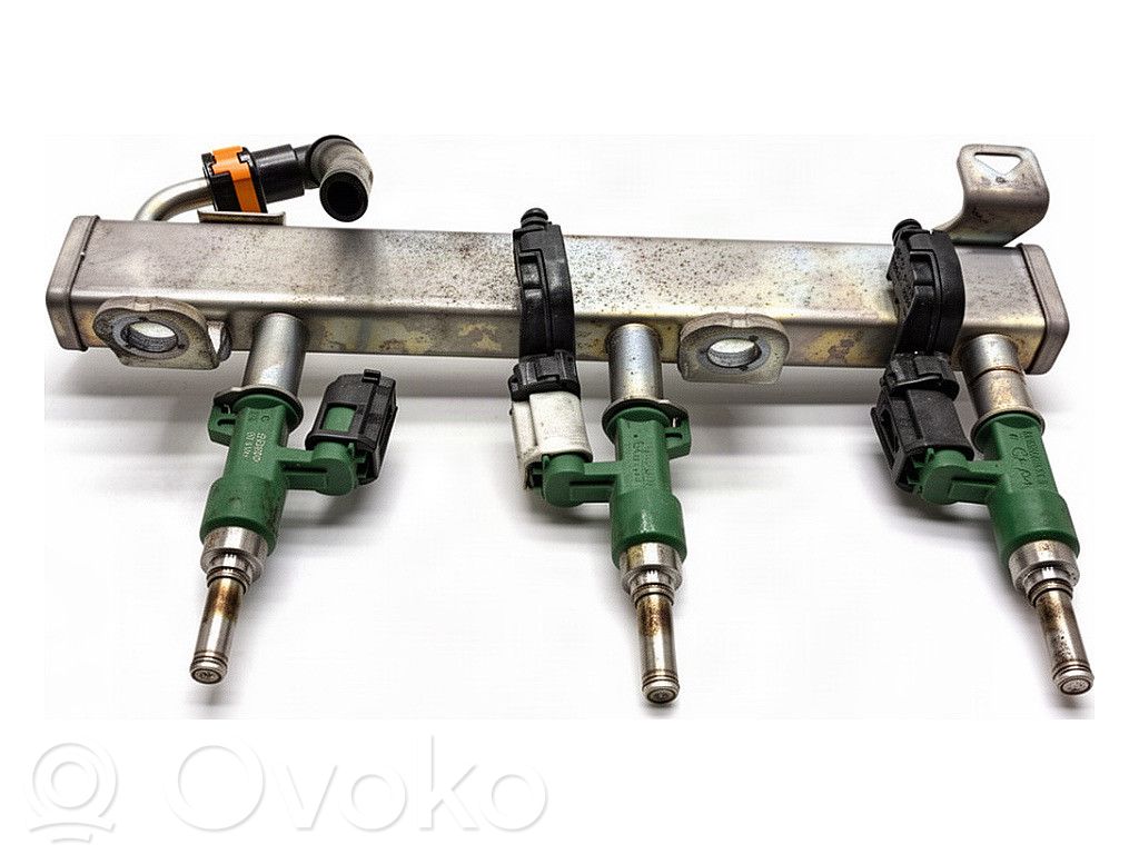 Toyota Yaris Cross Tuyau de conduite principale de carburant