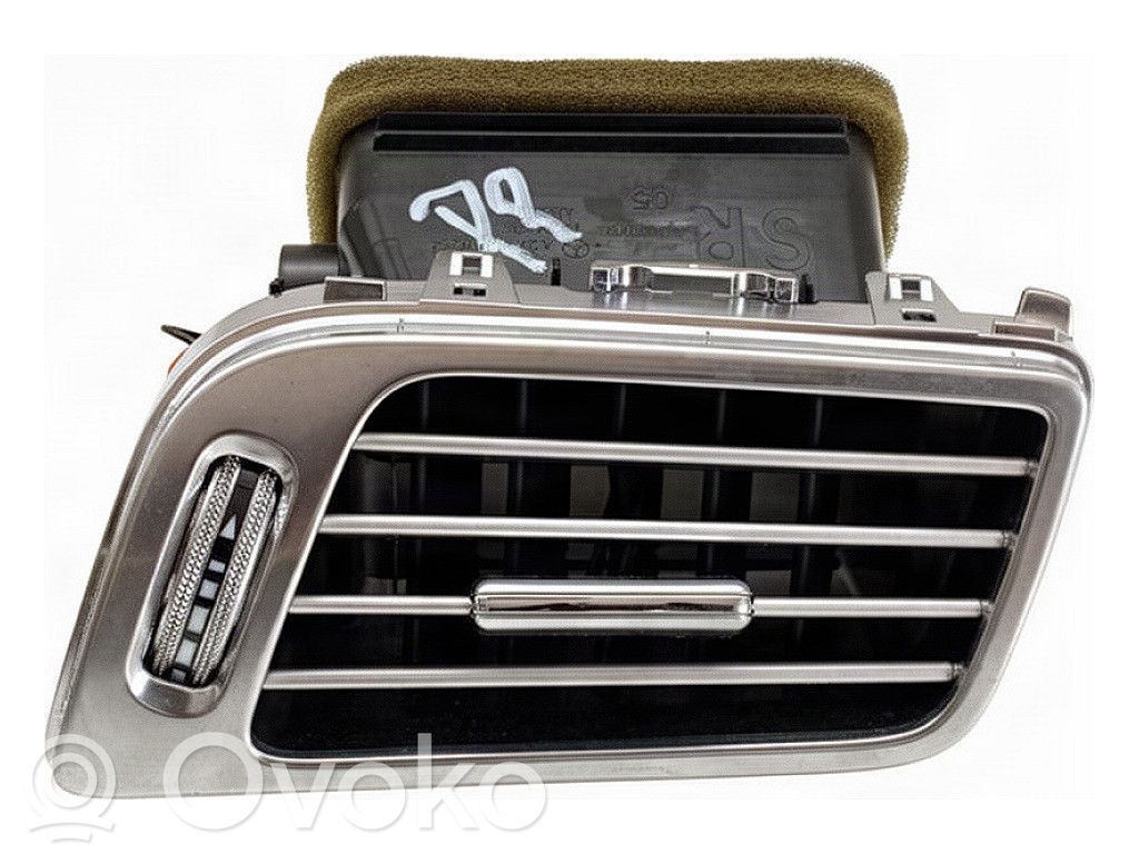 Mercedes-Benz CLS C218 X218 Garniture, panneau de grille d'aération latérale
